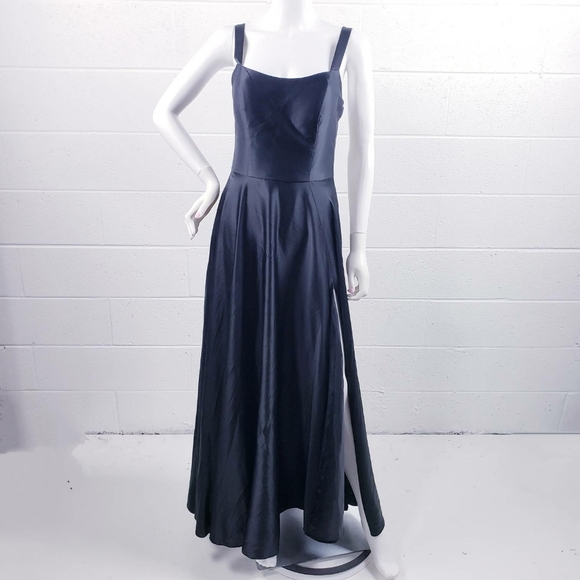 B Smart Black Satin Gown Formal Dress Prom Homecoming Open Back Front Slit Sz 9 - Picture 3 of 15